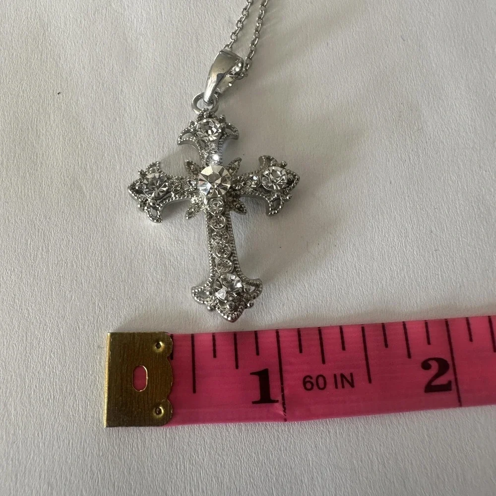 Silver‎ Tone Rhinestone Cross Pendant Necklace Womens Religious Statement